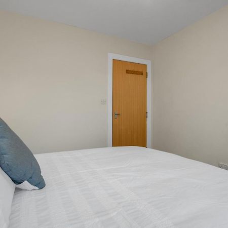 Edinburgh City Center Coady Apartment Sleeps 5 Free Car Park Space Bagian luar foto
