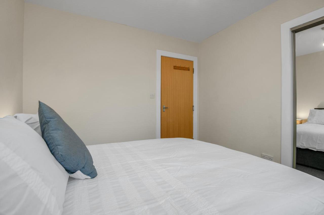 Edinburgh City Center Coady Apartment Sleeps 5 Free Car Park Space Bagian luar foto
