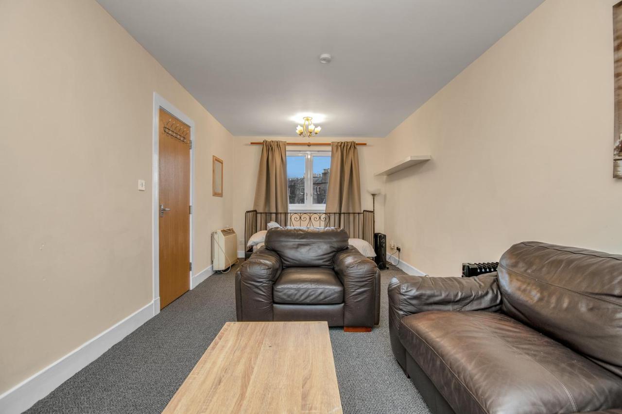 Edinburgh City Center Coady Apartment Sleeps 5 Free Car Park Space Bagian luar foto