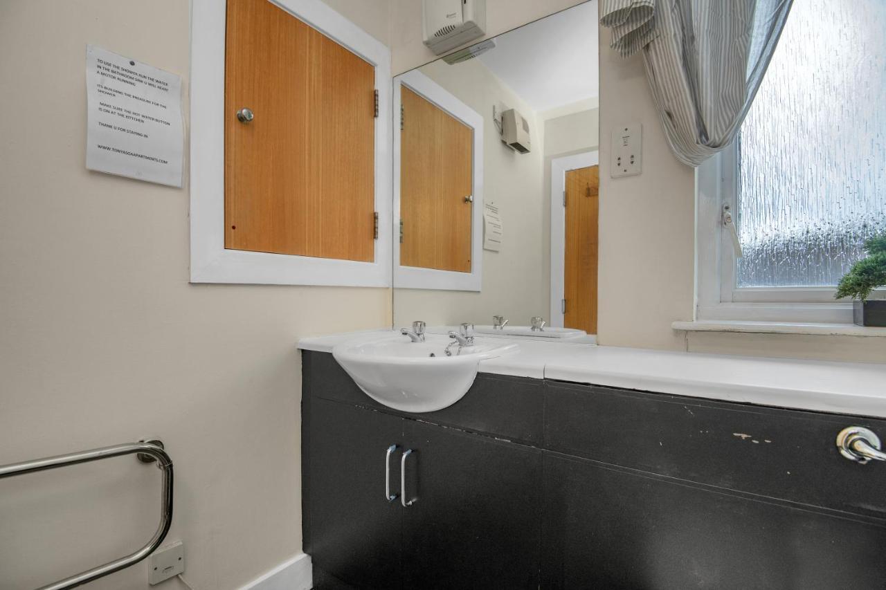 Edinburgh City Center Coady Apartment Sleeps 5 Free Car Park Space Bagian luar foto