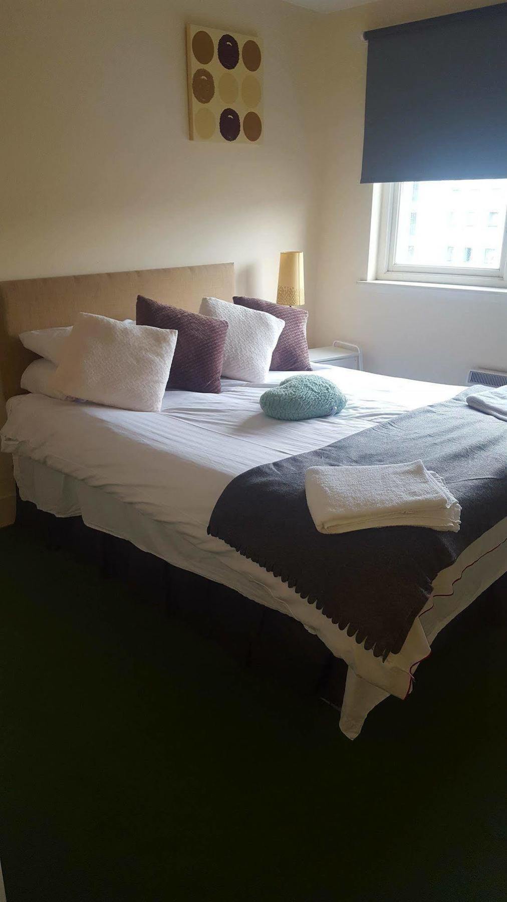 Edinburgh City Center Coady Apartment Sleeps 5 Free Car Park Space Bagian luar foto
