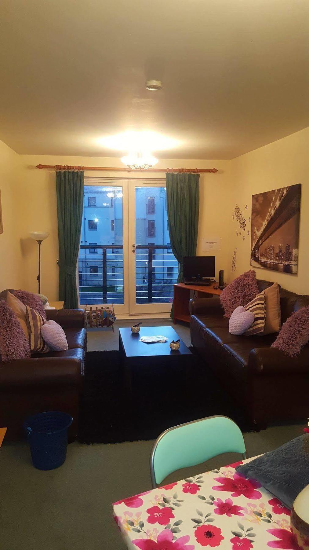 Edinburgh City Center Coady Apartment Sleeps 5 Free Car Park Space Bagian luar foto